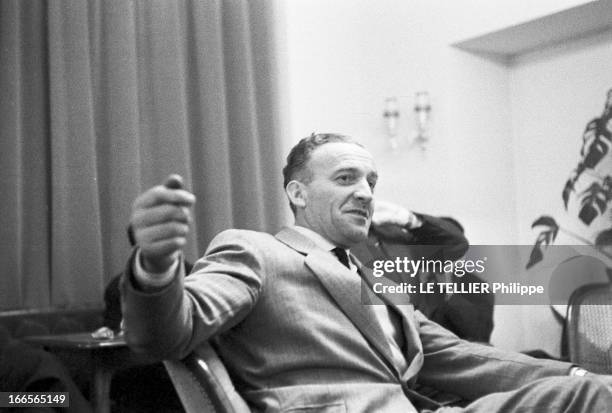Colonel Rudel Colonel Hans Ulrich Rudel. Sarrebruck, janvier 1960. Une réunion du ...