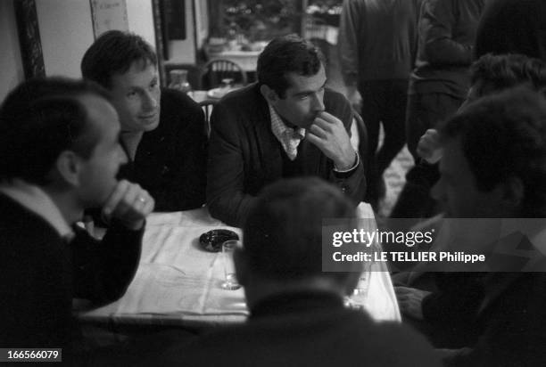 Shooting Of The Film 'Les Grands Chemins' By Christian Marquand. Tournage du film 'Les Grand Chemins', réalisé par Christian MARQUAND en 1962. Ce...