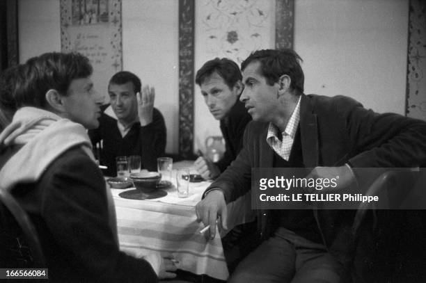 Shooting Of The Film 'Les Grands Chemins' By Christian Marquand. Tournage du film 'Les Grand Chemins', réalisé par Christian MARQUAND en 1962. Ce...