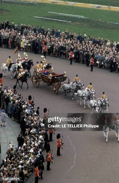 Official Visit Of General Charles De Gaulle To London. En Angleterre, à Londres, en 1960, lors de la visite officielle de Général Charles DE GAULLE,...