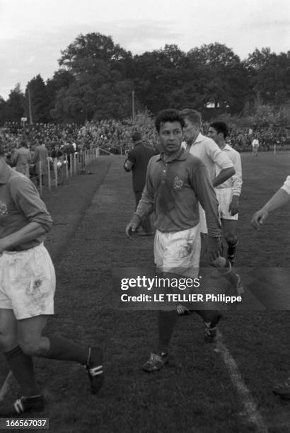 Soccer World Cup In Sweden: Match France Yugoslavia. La sixième Coupe du monde de football s'est tenue en Suède du 8 juin au 29 juin 1958. La...