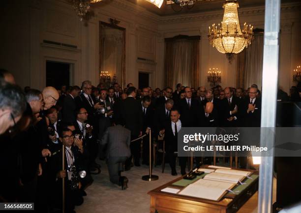 American President Lyndon Baines Johnson Before His Biliary Vesicular Surgery. En octobre 1965, aux Etats-Unis, le président Lyndon Baines JOHNSON,...