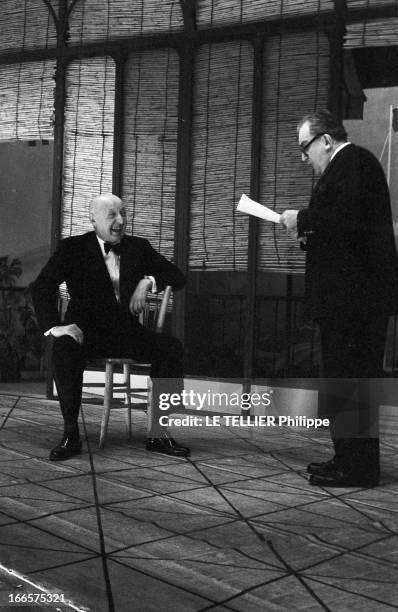 Armand Salacrou Birthday At Theater Saint Georges. Paris- 4 février 1956- Au théâtre Saint-Georges, lors de l'anniversaire d'Armand SALACROU, auteur...