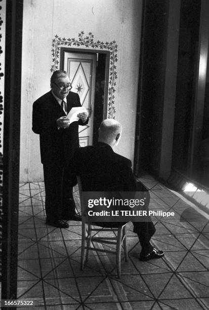 Armand Salacrou Birthday At Theater Saint Georges. Paris- 4 février 1956- Au théâtre Saint-Georges, lors de l'anniversaire d'Armand SALACROU, auteur...