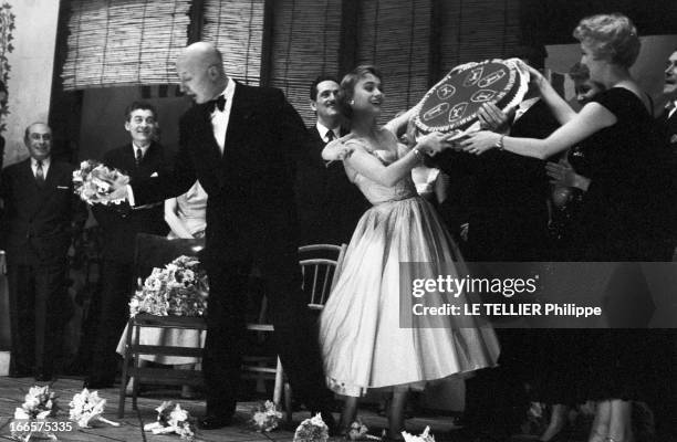 Armand Salacrou Birthday At Theater Saint Georges. Paris- 4 février 1956- Au théâtre Saint-Georges, lors de son anniversaire, Armand SALACROU, auteur...