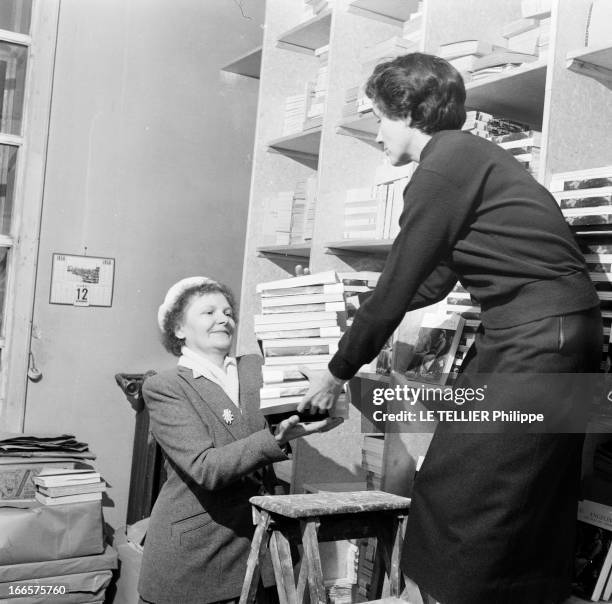 Rendezvous With Angelina Bardin. Sarthe- 13 Novembre 1956- Chez son éditeur André BONNE, Angelina BARDIN, romancière de la campagne sarthoise,...