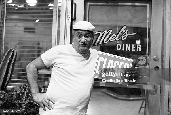 Actor Vic Tayback Mels Diner Final Show Actor Vic Tayback Mels Diner Final Show