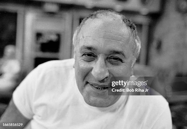 Actor Vic Tayback Mels Diner Final Show Actor Vic Tayback Mels Diner Final Show