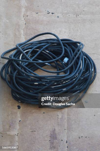 heavy duty cable for power and data transfer - ecolier digital stockfoto's en -beelden