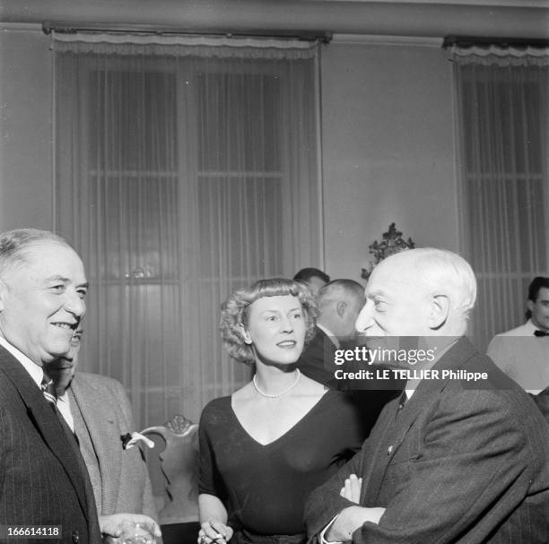 69 Oberon (Weber) Stock Photos, HighRes Pictures, and Images Getty