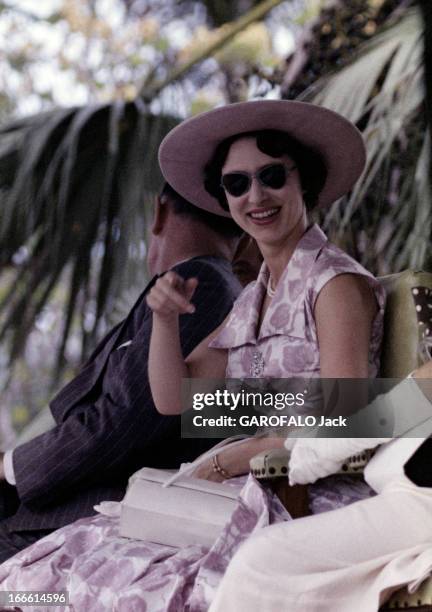 Official Visit Of Princess Margaret Of England To Trinidad. Dans les années 50, lors d'une visite officielle à Trinidad, la princesse MARGARET...