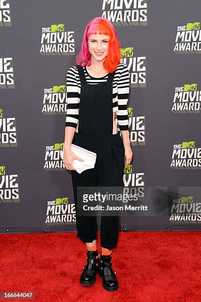 Singer Hayley Williams of Paramore arrives at the 2013 MTV Movie Awards at Sony Pictures Studios on April 14, 2013 in Culver City, California.