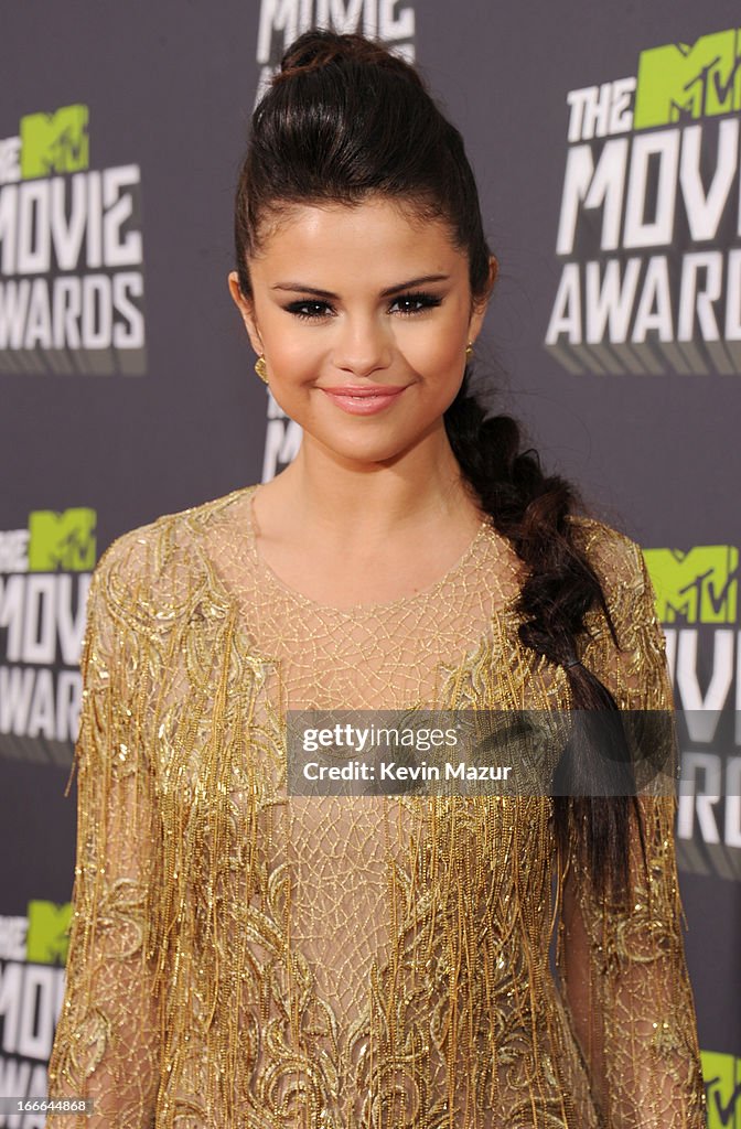 2013 MTV Movie Awards - Red Carpet