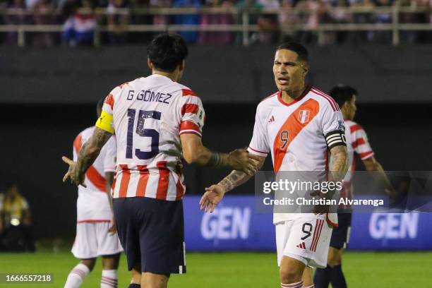 Gustavo Gomez of Paraguay and Paolo Guerrero of Peru argue during a FIFA World Cup 2026 Qualifier match between Paraguay and Peru at Antonio Aranda...