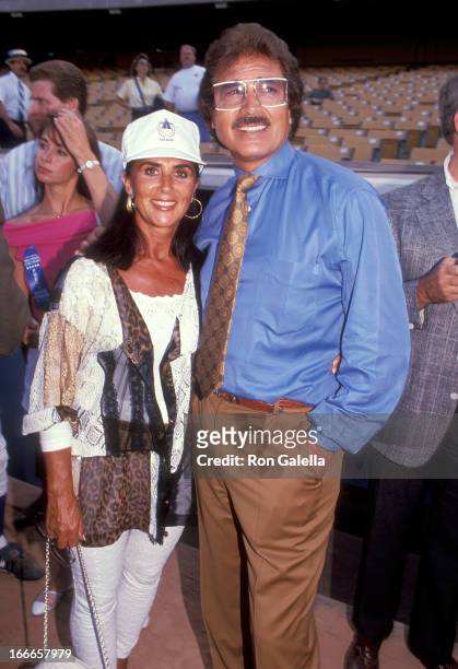 Singer Engelbert Humperdinck and wife Patricia Healey attend the 34th Annual "Hollywood Stars Night" Celebrity Baseball Game on August 17, 1991 at...