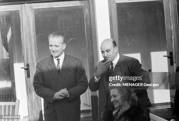 Members Of The Algerian General Government Settle In Black Rock. En Algérie, le 30 mars 1962, à Rocher Noir, la capitale administrative, dans la...