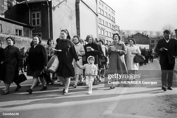 Strike Of Iron Miners In Lorraine. En France, en mars 1967, à Metz, en Lorraine, les mineurs de fer sont en grève et occupent leur lieu de travail....