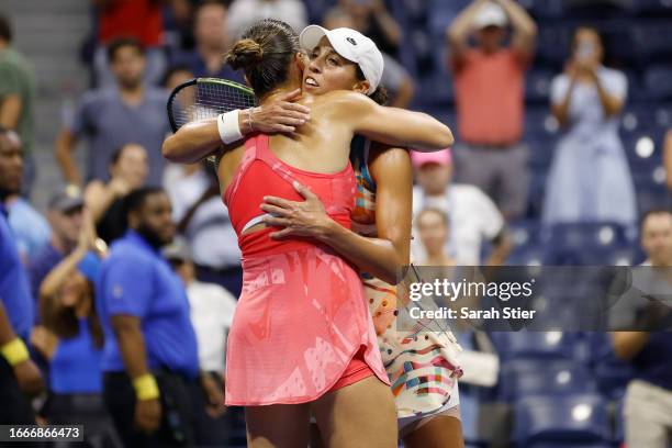 Srah Rout Sarah Rout Photos and Premium High Res Pictures - Getty Images