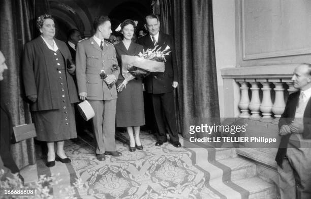 Wedding Of Janine Egloff, Granddaughter Of Rene Coty. Juin 1954. Le président de la République René COTY et son épouse Germaine posent aux côtés de...