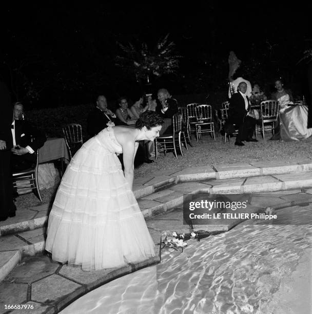 Evening At Countess Andre Of Contades. Juillet 1953. Bal chez la comtesse André de Contades, dans son hotel particulier rue Adolphe Yvon pour les 18...