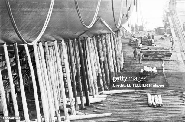 Launch Of Liner France. Saint-Nazaire, le 11 mai 1960, le lancement du paquebot France, en présence du président Charles DE GAULLE, du président de...