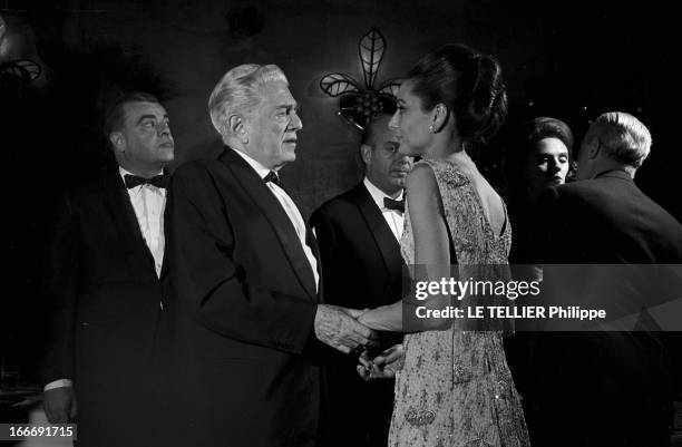 Film Premiere 'My Fair Lady' By George Cukor. France, Paris, 22 décembre 1964, Pour la première du film musical américain 'My Fair Lady' du...