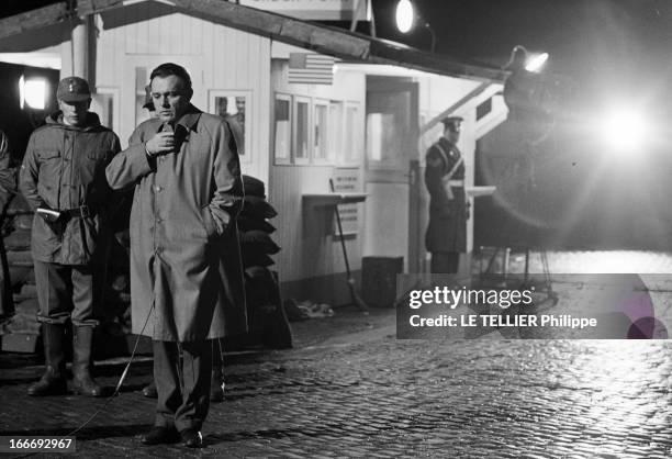 Movie Film 'L'Espion Qui Venait Du Froid' By Martin Ritt. En mars 1965, de nuit, l'acteur Richard BURTON, debout dans le décor d'un Berlin...