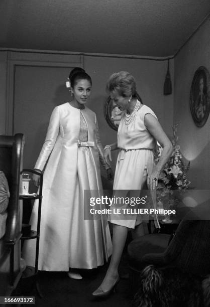 Jacques Ourevitch Marries Patricia Coquatrix. Le 02 mai 1965, à Paris, Patricia COQUATRIK, le jour de son mariage avec le journaliste et homme de...