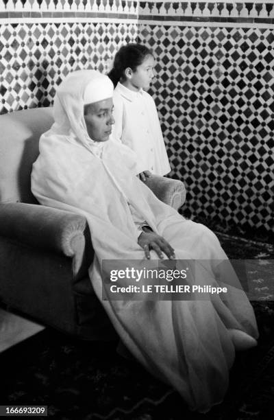 Sacrament Of King Hassan Ii Of Morocco. Maroc, Rabat, 4 mars 1961, le nouveau roi HASSAN II s'apprête à être intronisé dans ses nouvelles fonctions,...