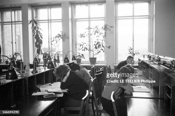 University Of Moscow. En 1963, à l'Université d'Etat de Moscou, en ex-URSS : la bibliothèque.