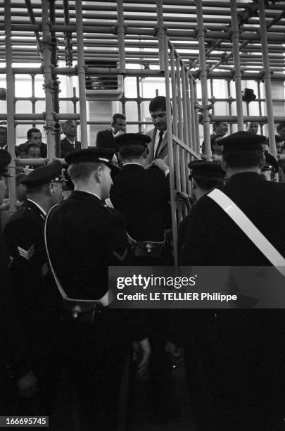 Trial Of The Mafia. Les 8 novembre 1967 dans la salle de gymnastique d'une école à Catanzaro, en Calabre, en Italie, cent huit siciliens appartenant...