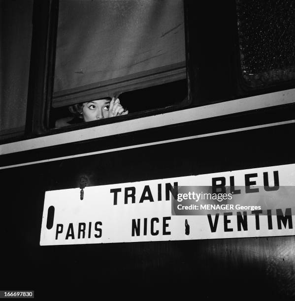 Juliette Greco Is Convalescing In Nice. Epuisée par le tournage du film 'Les racines du ciel', Juliette GRECO de retour d'Afrique part se reposer à...