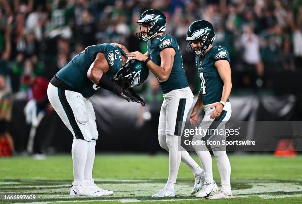 Philadelphia Eagles Offensive Tackle Jordan Mailata reacts after a field goal from Kicker Jake Elliott in the first half during the game between the...