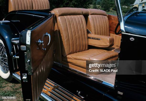 The Duesenberg Model Cabriolet 'J'. Aux Etats-Unis, en septembre 1966, le cabriolet DUSENBERG modèle 'J', une voiture de collection, vue de...