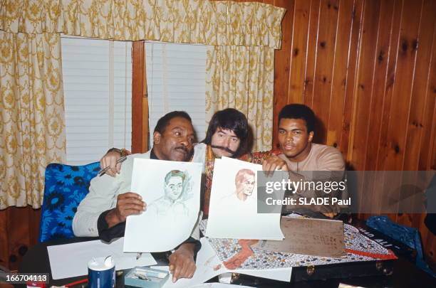 Rendezvous With Former Heavyweight World Champion Cassius Clay Prior To His Fight With Jerry Quarry. L'ancien champion du monde des poids lourds...