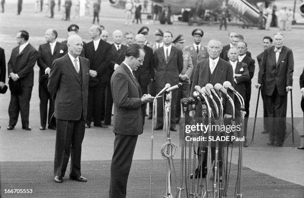 Official Travel Of The President Eisenhower In Bonn. En Aout 1959, à l'occasion d'un voyage officiel en Europe le président des États-Unis, Dwight...