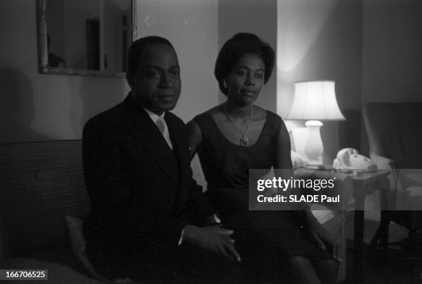 Felix Houphouet Boigny And His Wife Marie-Therese During A Trip In New York. En novembre 1959, aux états Unis, Félix HOUPHOUET-BOIGNY avec sa femme...