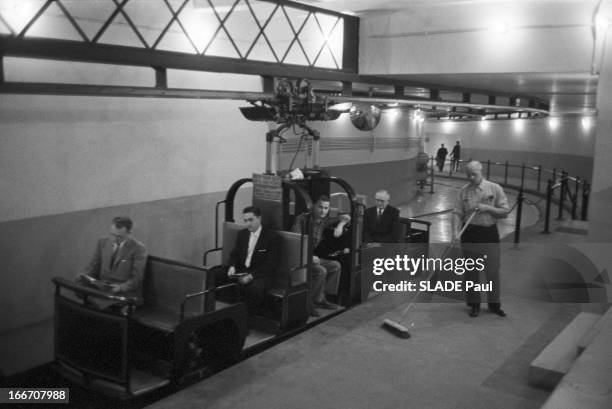 Some Republicans Members Occupy The American Senate. Aux Etats-Unis, à Washington, en mars 1960, des sénateurs sudistes républicains refusent le...