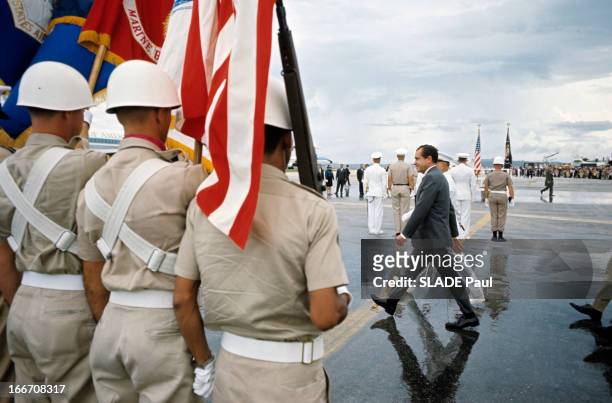 Official Visit Of President Richard Milhous Nixon To Johnston Island In The Pacific. Aux Etats-Unis, à Johnston Island dans l'océan pacifique, en...