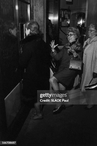 The Diamond Of Elizabeth Taylor Exposed At Cartier In New York. Etats-Unis, 29 octobre 1969, le diamant d'Elizabeth TAYLOR , exposé dans la...