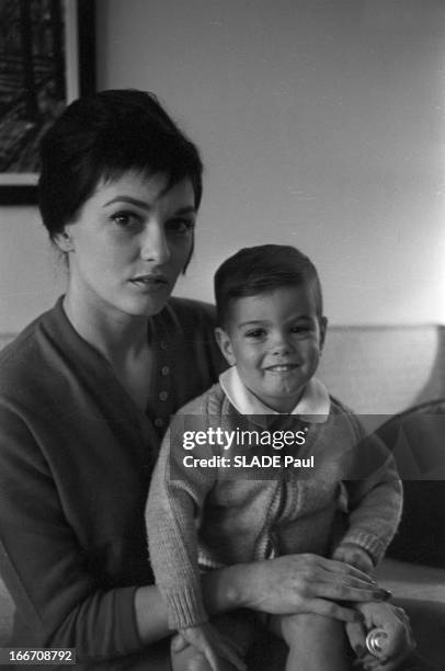 Tyrone Power Jr. En 1960, Tyrone Power Jr, fils de l'acteur américain Tyrone POWER et de son épouse Deborah Ann Montgomery MINARDOS. Il est né le 22...