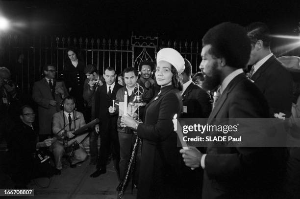 Demonstration Against The Vietnam War In Washington, Dc. Aux Etats-Unis, le 17 octobre 1969, à Washington, manifestation de la population pour le...