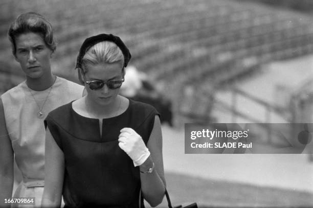 The Funeral Of John B. Kelly, Father Of Grace Kelly. Aux Etats-Unis, à Philadelphie, en juin 1960. Grace KELLY, princesse de Monaco et son mari le...