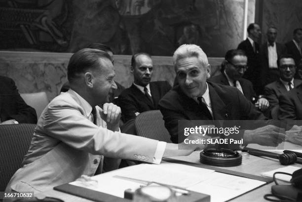 Discussion At The United Nations On The Crisis In Congo. New York, août 1960. Débats au conseil de sécurité de l'ONU sur la crise du Congo. Dag...