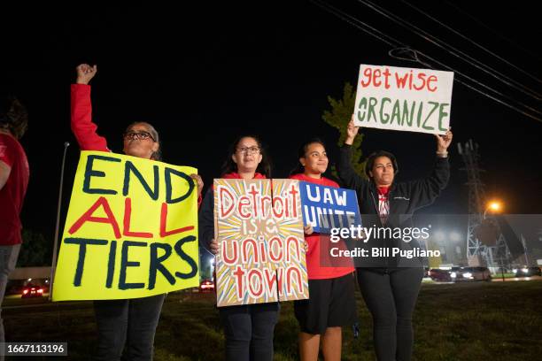 Supporters cheer as United Auto Workers members go on strike at the Ford Michigan Assembly Plant on September 15, 2023 in Wayne, Michigan. Contract...