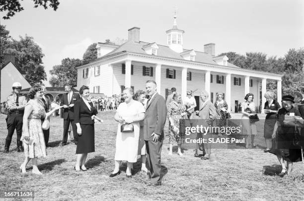 Official Visit Of Nikita Khrushchev To The United States. Etats-Unis, Mount Vernon, 1er octobre 1959, visite officielle de Nikita Khrouchtchev,...