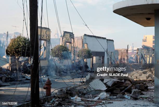 Earthquake In Managua Nicaragua. Au Nicaragua, à Managa, en janvier 1973, à la suite d'un tremblement de terre, des débris au sol, des maisons...