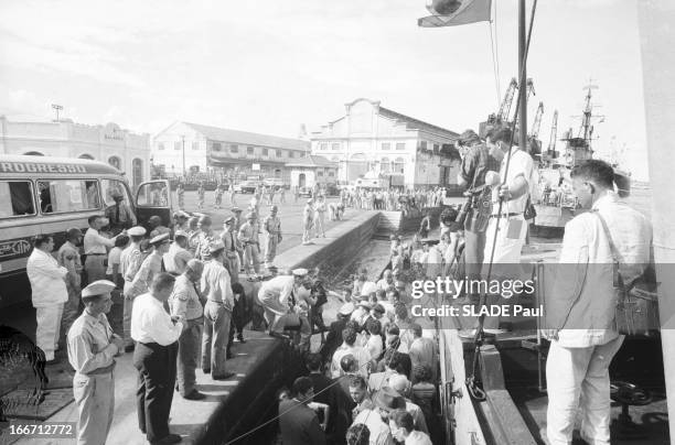 The Portuguese Cruise Ship 'Santa Maria' Is Boarded By Pirates. Le 22 janvier 1961, le capitaine Henrique GALVAO, à la tête d'un commando de 24...