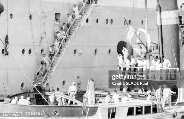 The Portuguese Cruise Ship 'Santa Maria' Is Boarded By Pirates. Le 22 janvier 1961, le capitaine Henrique GALVAO, à la tête d'un commando de 24...