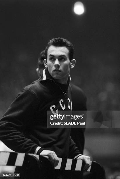 Valery Brumel Participates In An Athletics Meeting At Madison Square Garden In New York. Etats Unis, New York, en 1961, l'athlète Valeriy BRUMEL en...